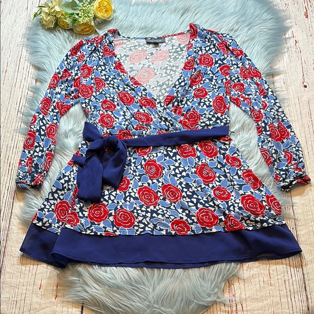 Modcloth Rose Pattern Faux Wrap Long Sleeve Top sz XS